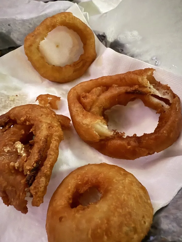 Onion Rings with Smoky Honey Mustard Sauce